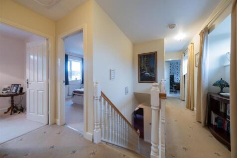 3 Sandbach Drive-032.jpg