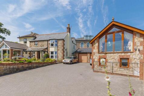 Established guest house and annexe