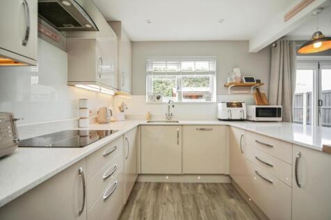 pbox-IMG.jpg