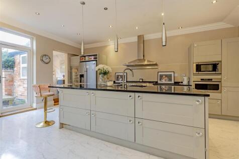 Stunning Kitchen/ Breakfast Room