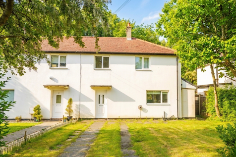 Philip Ellis Estate Agents are proud to present this well presented three bedroom semi detached home, available to let immediately and ideally situated in a popular residential location. Situated in t