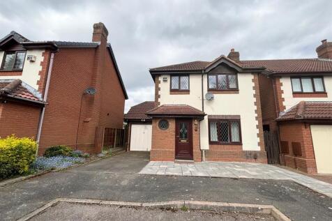 Melvyn Danes are delighted to offer this spacious three bedroom home, available immediately on an unfurnished basis. The property comprises; entrance hallway, downstairs W.C, spacious living room, kit