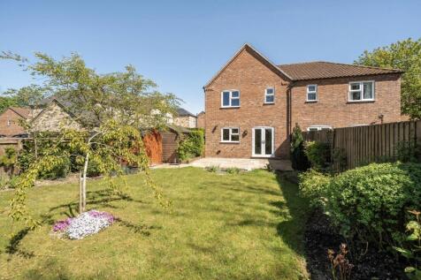 2nd view PROPERTY REAR.jpg