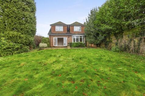 20a Maybrook Gardens, HP13 6PJ-13.jpg