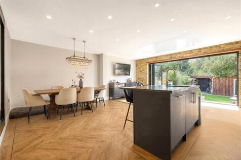 Kitchen/Family Room