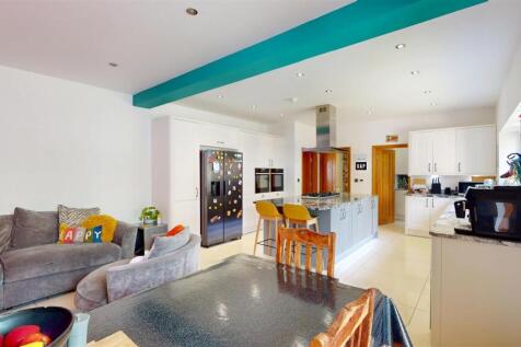 Dining Kitchen / Living