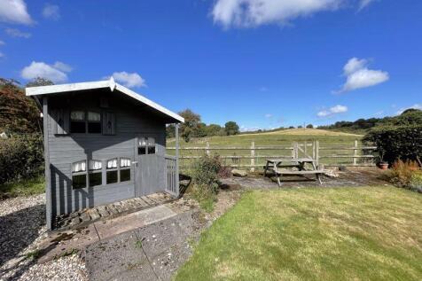 Rear Garden &amp; Views 
