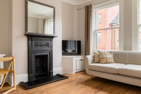 25A Tabard St-23