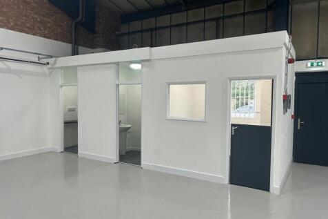 Unit 9 Office &amp; WCs