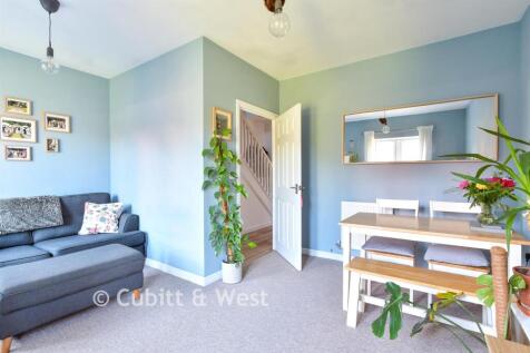 Lounge/ Dining Room