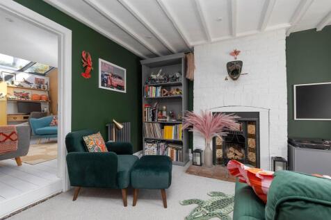 3 Harborough Road, Clipston