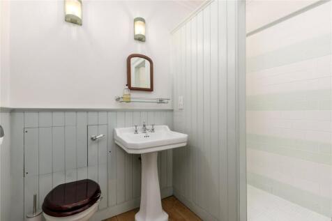 10 bed, 6 bath Detached in Edinburgh - Photo 36