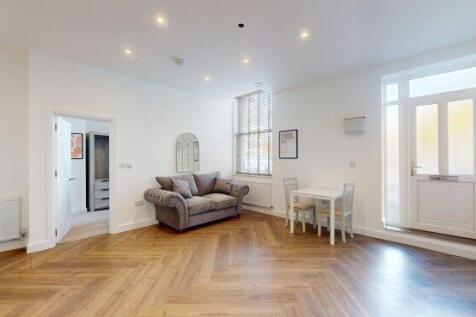 castle-boulevard-ng7-1ha-1054872