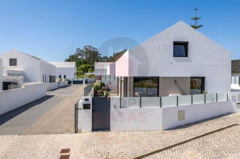 villa near Caldas da Rainha