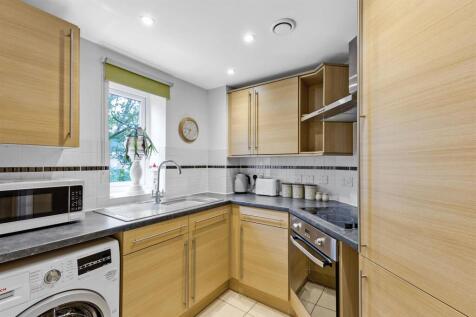 10-de8fCH_22CRAYSHAWCOURT_RG48EQ_MCS83865_-46-medi