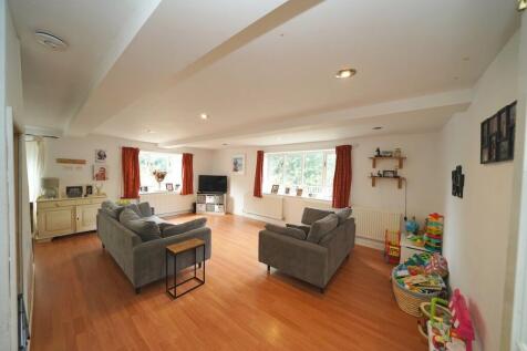 The Annexe Living...