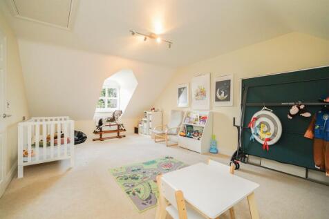 5 bed, 4 bath Detached in Sheffield - Photo 24