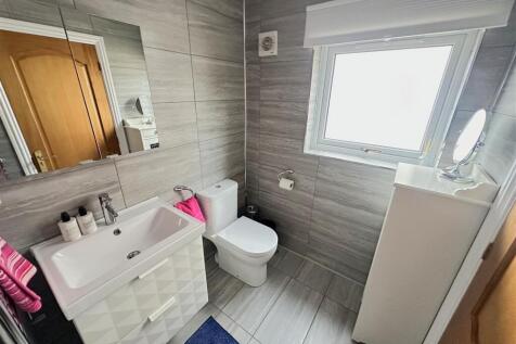 En Suite Shower Room