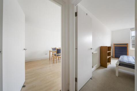 Point Zero, Flat 17, 2A Queenstown Road SW8 3RX-No
