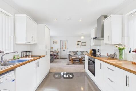 Kitchen / Living area