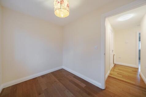 1387950-3-6937f8b...