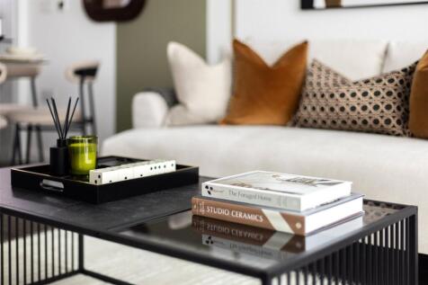 Show Apartment