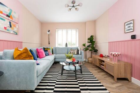 A cosy living room to enjoy time with your family