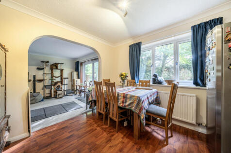 1370979-4-68fb96b...