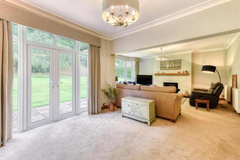 78 Orton Lane-lounge3.jpg