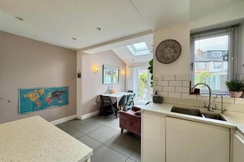 processed-BD5D7007-730F-447C-9486-1F7028A9EA77.jpe