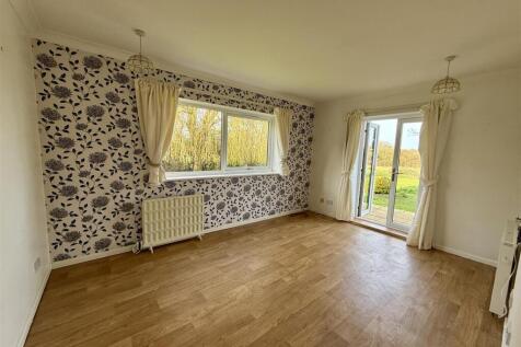 Sitting Room: