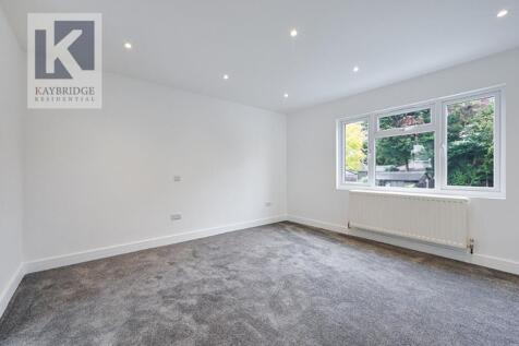 Donnington Road, Worcester Park - KT4 8EN