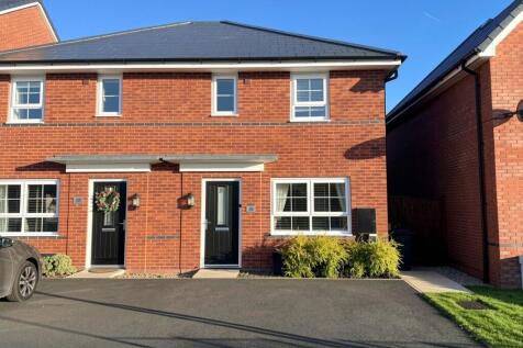 3 bed semi-detached house for sale Brookbridge Ro