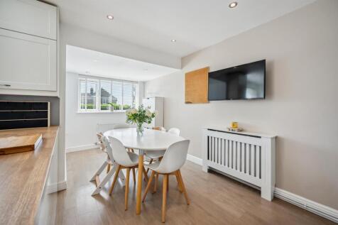 Dining area towards window.jpg