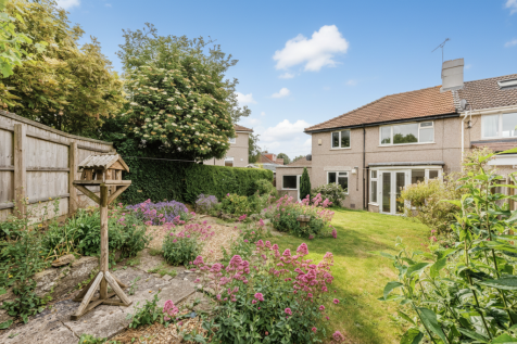 A charming three-bedroom semi-detached home nestled in the highly sought-after Filton Park, offering a beautifully maintained rear garden. This property combines clean, refined design with sleek, mode