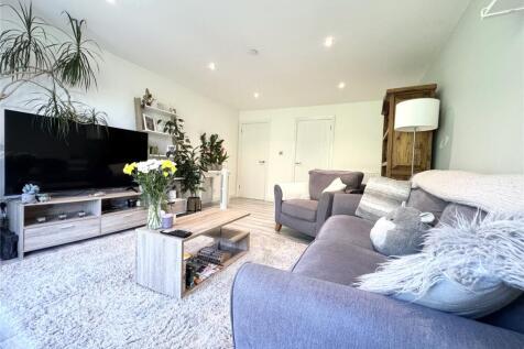 2 Bedroom Flat in SN2 7NG