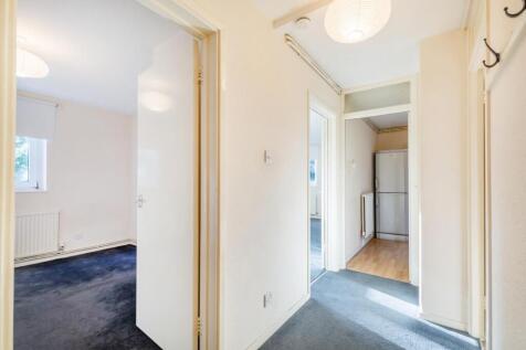 Westwood Hill, SE26 6NY-7.jpg