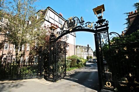 Wildcroft Manor - Main entrance