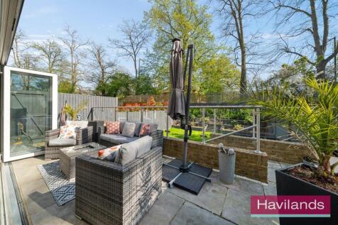 Wellston Crescent-4.jpg