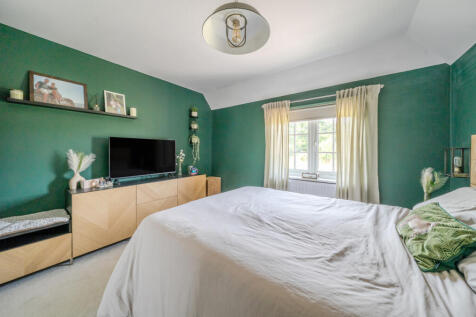 1336024-9-689359a...