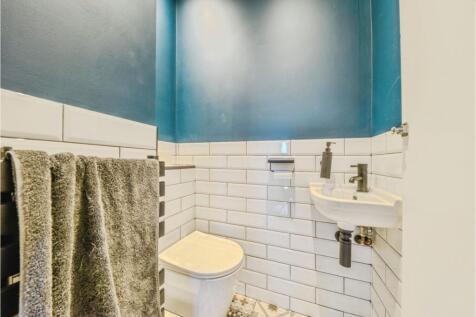 Downstairs Cloakroom