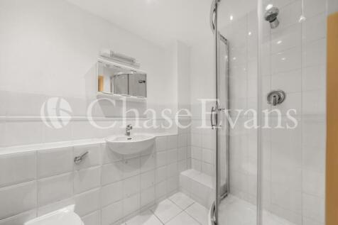 Langbourne Place, Is