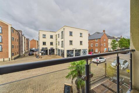 CAM01721G0-PR0094-STILL002