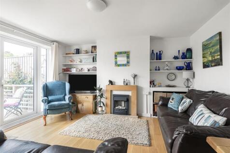 Living Room.jpg