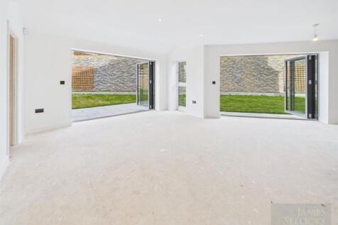 Open plan dining kitchen