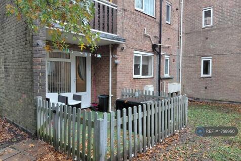 2 Bedroom Flat in BH11 8BA