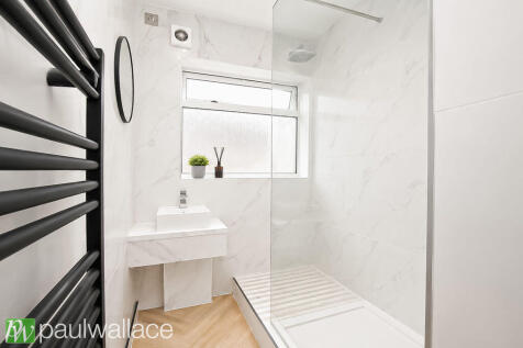Shower / W.C.