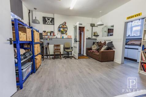 RECEPTION AREA/OFFICE