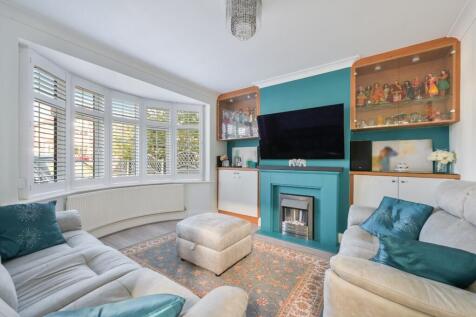 WALSINGHAM GARDENS (1).jpg