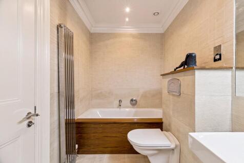 4 bed, 3 bath Apartment in Glasgow - Photo 33